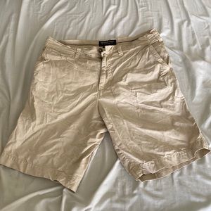 American Eagle Slim Chino Shorts - Khaki